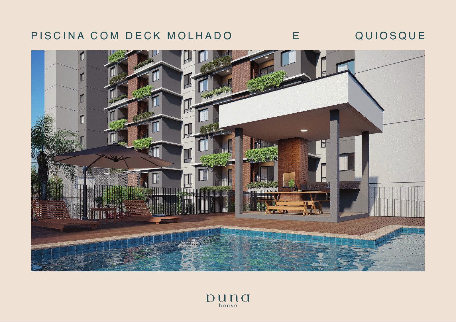Piscina com deck molhado